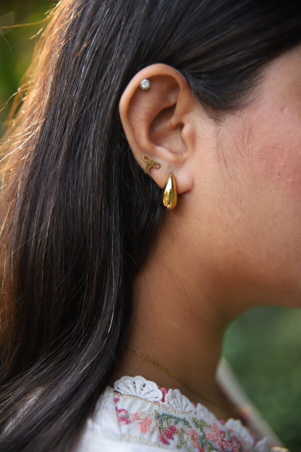 Luxury Gold Water Drop Pendant Necklace & Stud Earrings Set