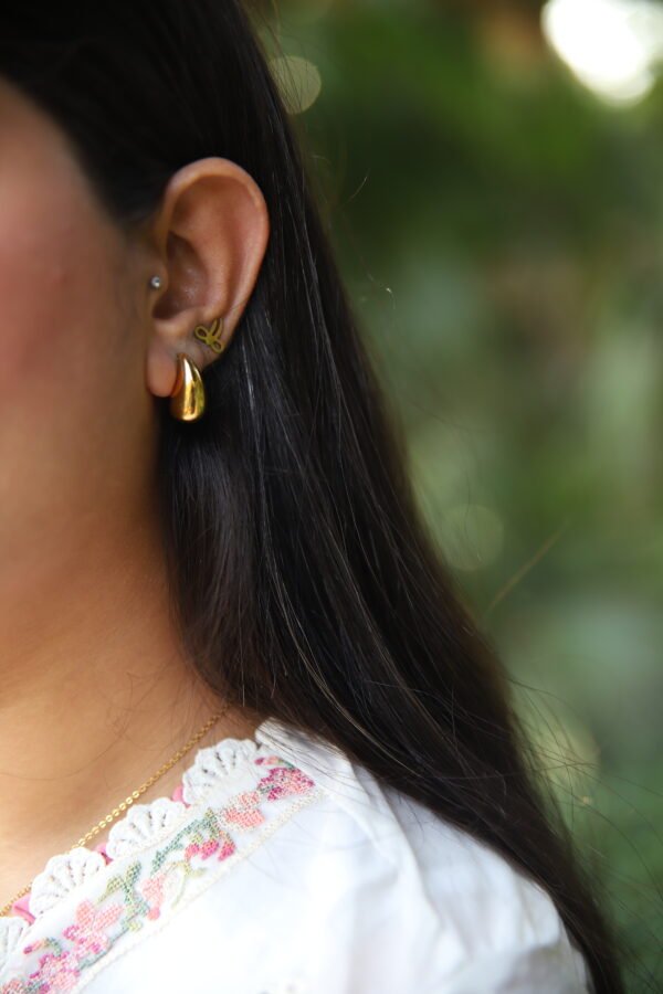 Luxury Gold Water Drop Pendant Necklace & Stud Earrings Set