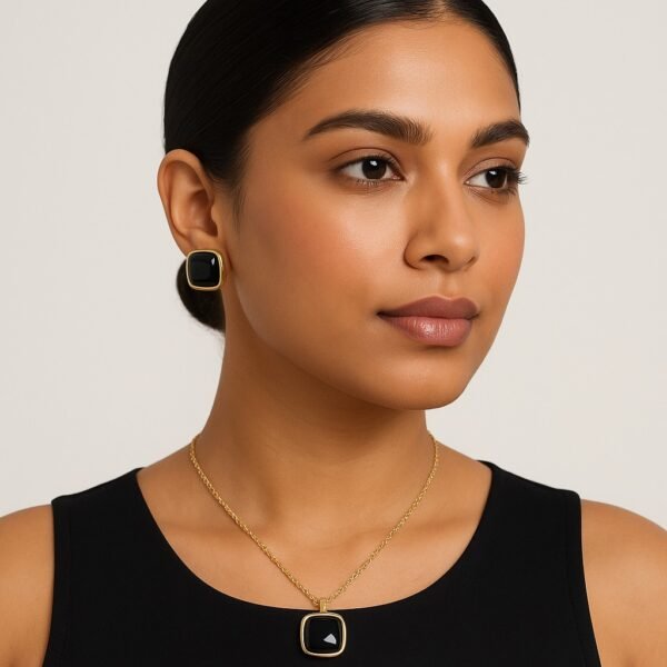Pearl Pendant Necklace & Stud Tops – Golden Chain Jewellery Set